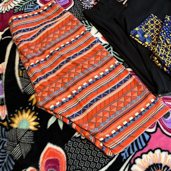 6 pairs of leggings Lularoe & Basic Priced for all 6 pairs together - Picture 2 of 16